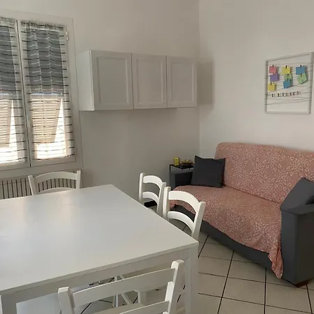 Casa Vincenzina 公寓 菲纳莱利古雷
